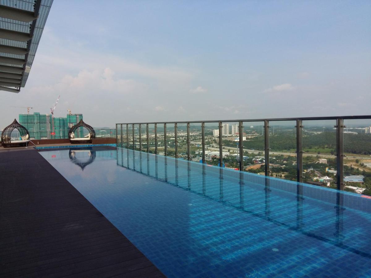 Afiniti Residence At Legoland Medini Nusajaya  Exterior photo